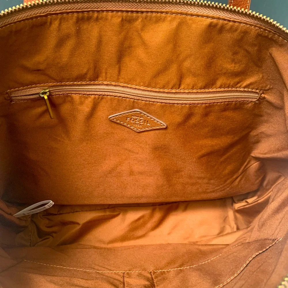 NWOT Fossil Felicity Leather Tote - Picture 4 of 4